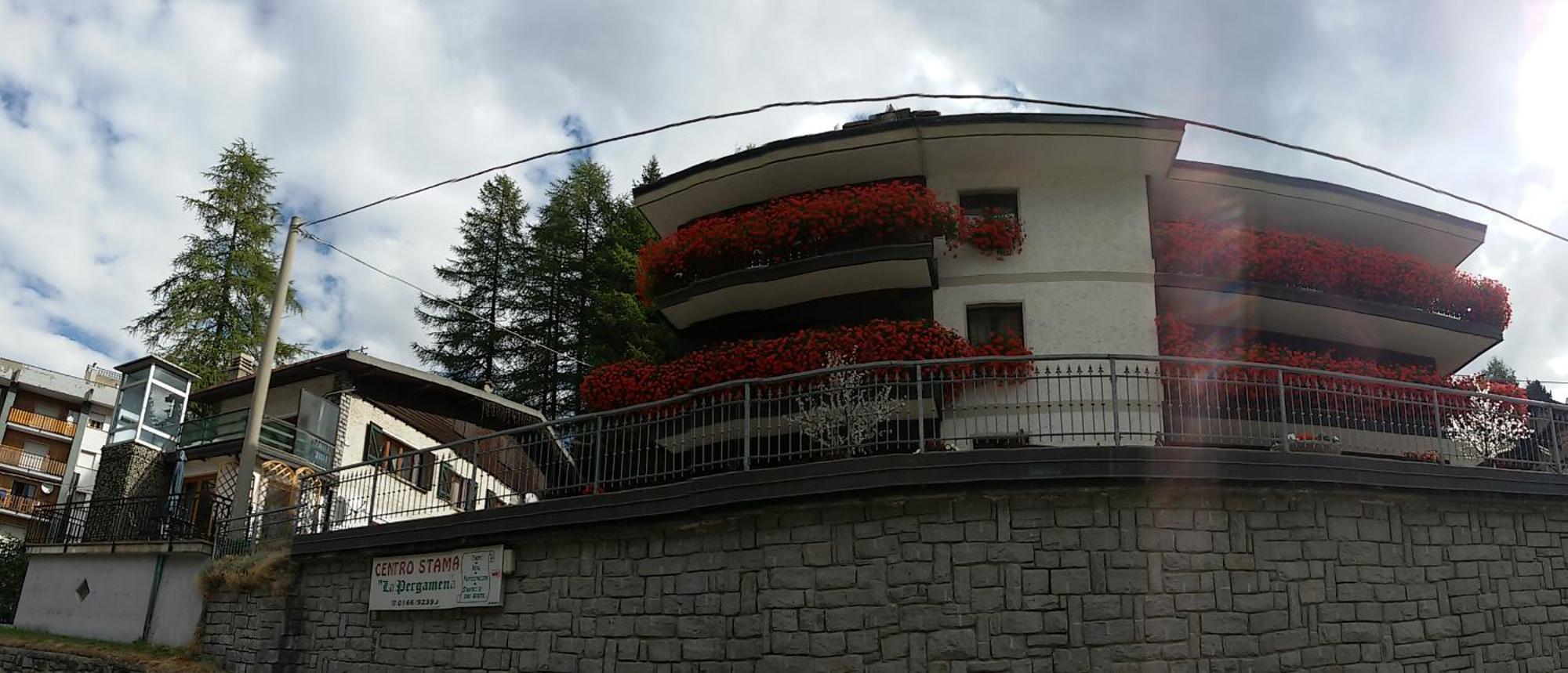 B&B Lepetitnid Valtournenche Exterior photo